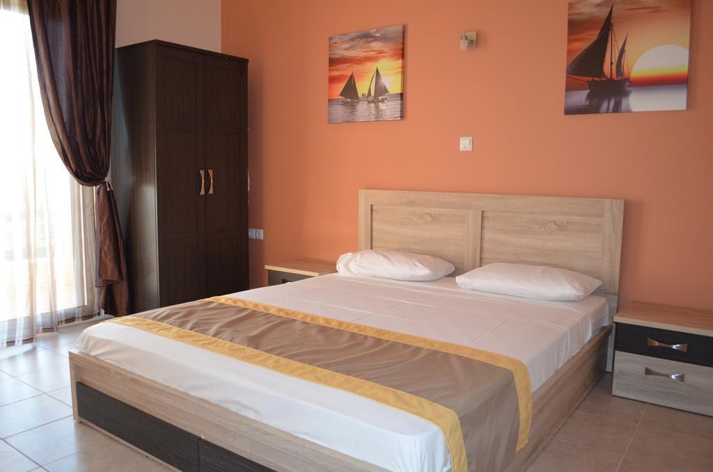 Thassos Grand Villas Apartments & Studios Limenária Szoba fotó